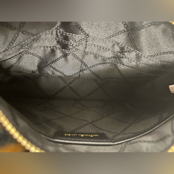 Micheal Micheal Kors Jet Set Large Logo Faux Fur Travel Pouch - Picture 4 of 6